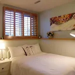 Off Campus Uc Room
