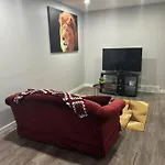 Cute Highland Park Upper B Unit