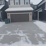 Cozy Brand New 2 Bedroom Suite In Calgary