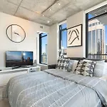 Downtown Paradise Lodge - 2 Beds, 2 Baths With Sofa Bed And Pool