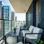 Downtown Paradise Lodge - 2 Beds, 2 Baths With Sofa Bed And Pool
