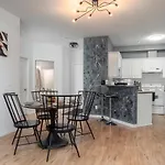 Fun And Colourful Condo W Foosball Parking Coffee