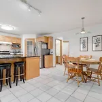 Coral Springs Lakefront Retreat