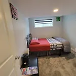 Cozy Vacation! 3Min From Cinema Plex, Biggest Ymca, South Health Campus, Etc