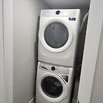 Fabulous And Cozy Guest Suite