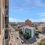 Heart Of Downtown Calgary Spacious Luxury Condo With Stunning Views And Premium Amenities