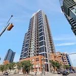 Heart Of Downtown Calgary Spacious Luxury Condo With Stunning Views And Premium Amenities