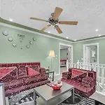 48A Luxury Lake Home W Massage Meditation Gym Ac