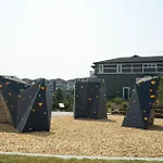 Meriweather - Calgary Breathtaking 1-Bedroom Apartment