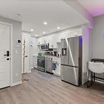 Meriweather - Calgary Breathtaking 1-Bedroom Apartment