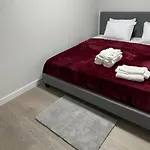Open Modern Concept 2Br Basement