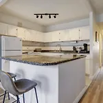 Top Corner 2Br, Stampede & Dt Views By Doorbed