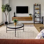 Top Corner 2Br, Stampede & Dt Views By Doorbed