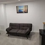 Khen Suite