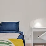 Stylish Stay In Currie Barracks