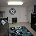 Calgary\'S Home Cinema Retreat