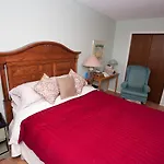3 Cedars Inn