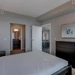 Suite Digs Vetro