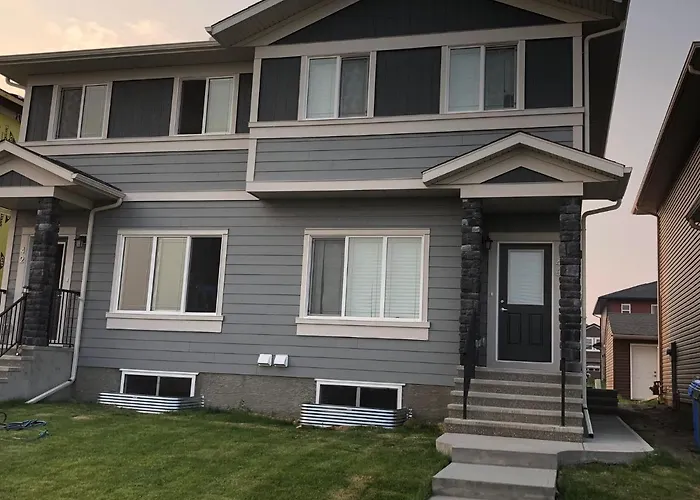 Close To Airport Yyc, Crossiron Mall Home Away From Home Lower Level Unit