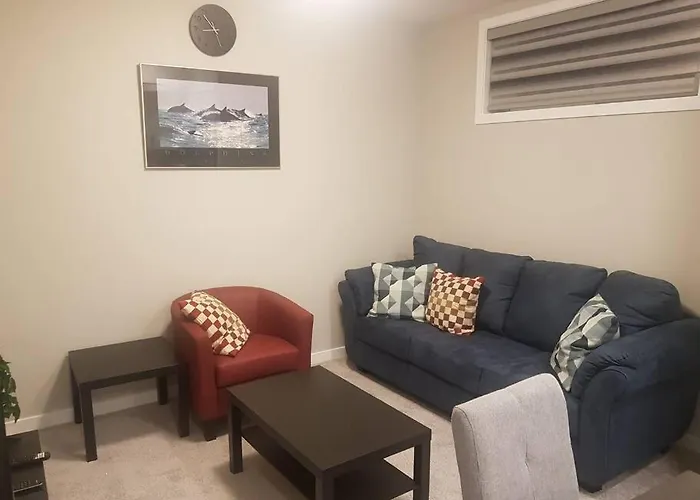 Stylish & Private 2 Bed Suite