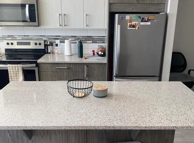 Private Ensuite Room In Calgary Ne Area