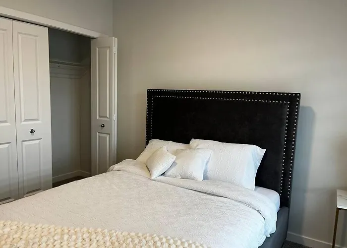 Brand New - Home Away From Home In Nw Calgary