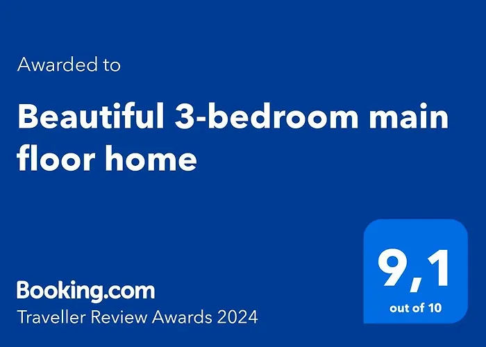 Beautiful 3-Bedroom Main Floor Home