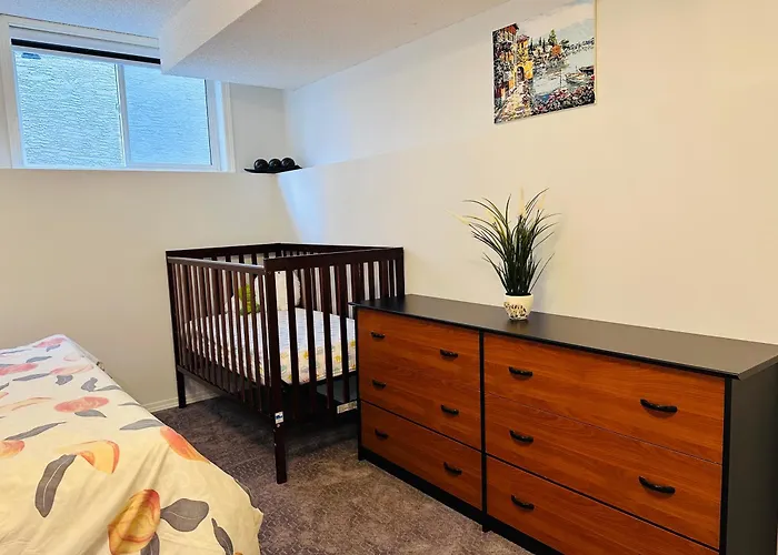 2 Bedrooms Private Basement Suite Close To Winsport & Downtown