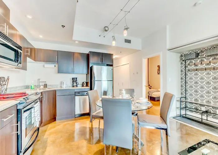 Luxury 2Br Condo - King Bed - Stunning City Views