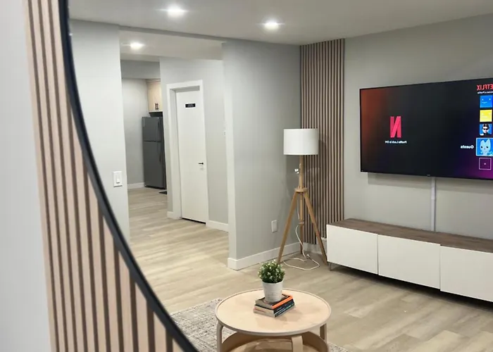 The Old Trafford - Stylish 2 Bed Suite