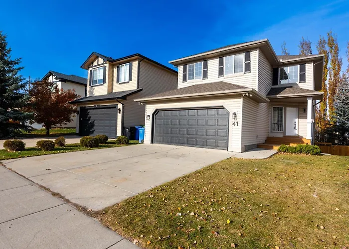 Valleyhut - Private 2 Bedrooms 1 Bathroom Walkout Basement Apartment