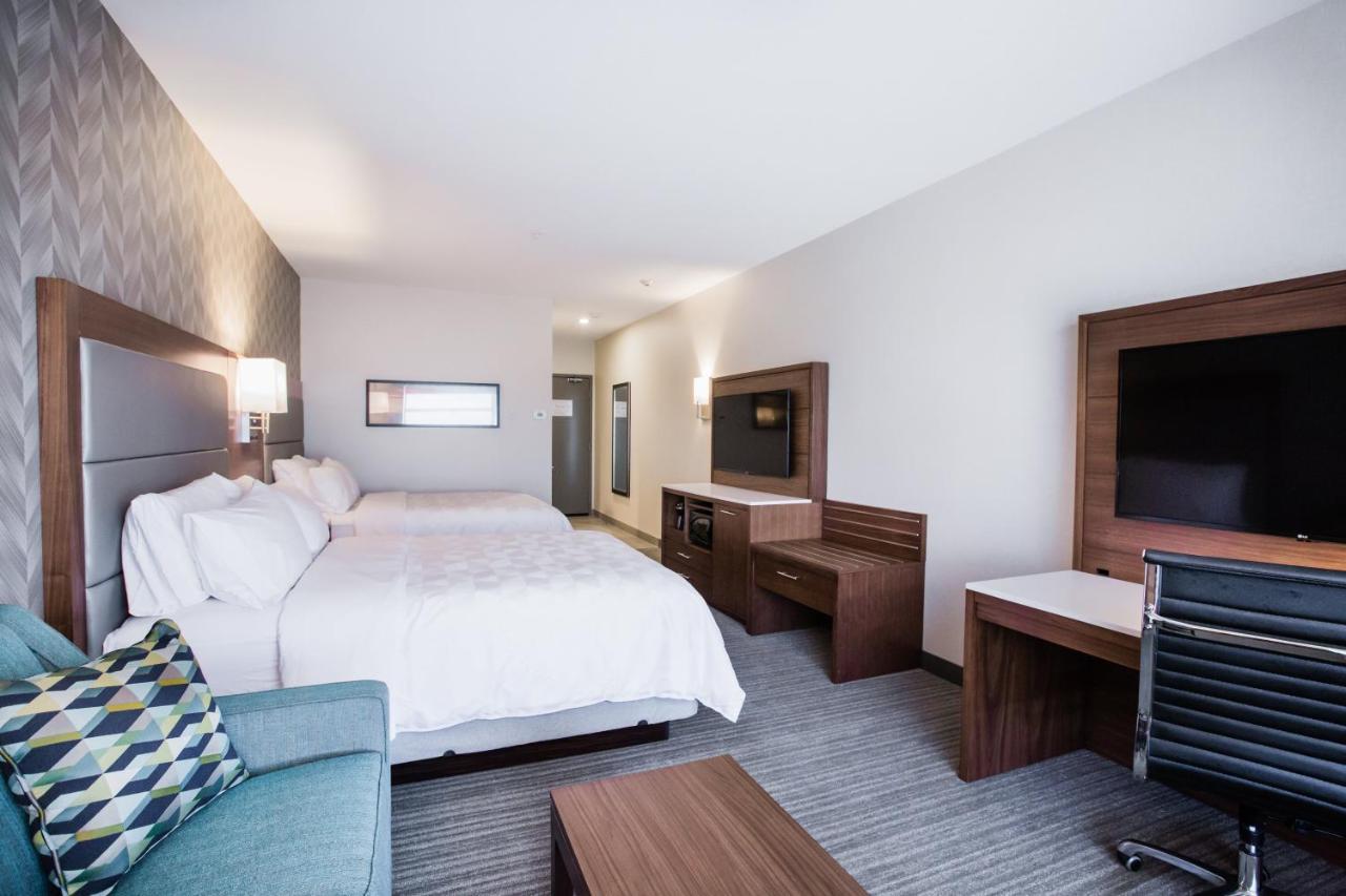 Hotel Holiday Inn Hotel & Suites Calgary South - Conference Ctr By Ihg Calgary