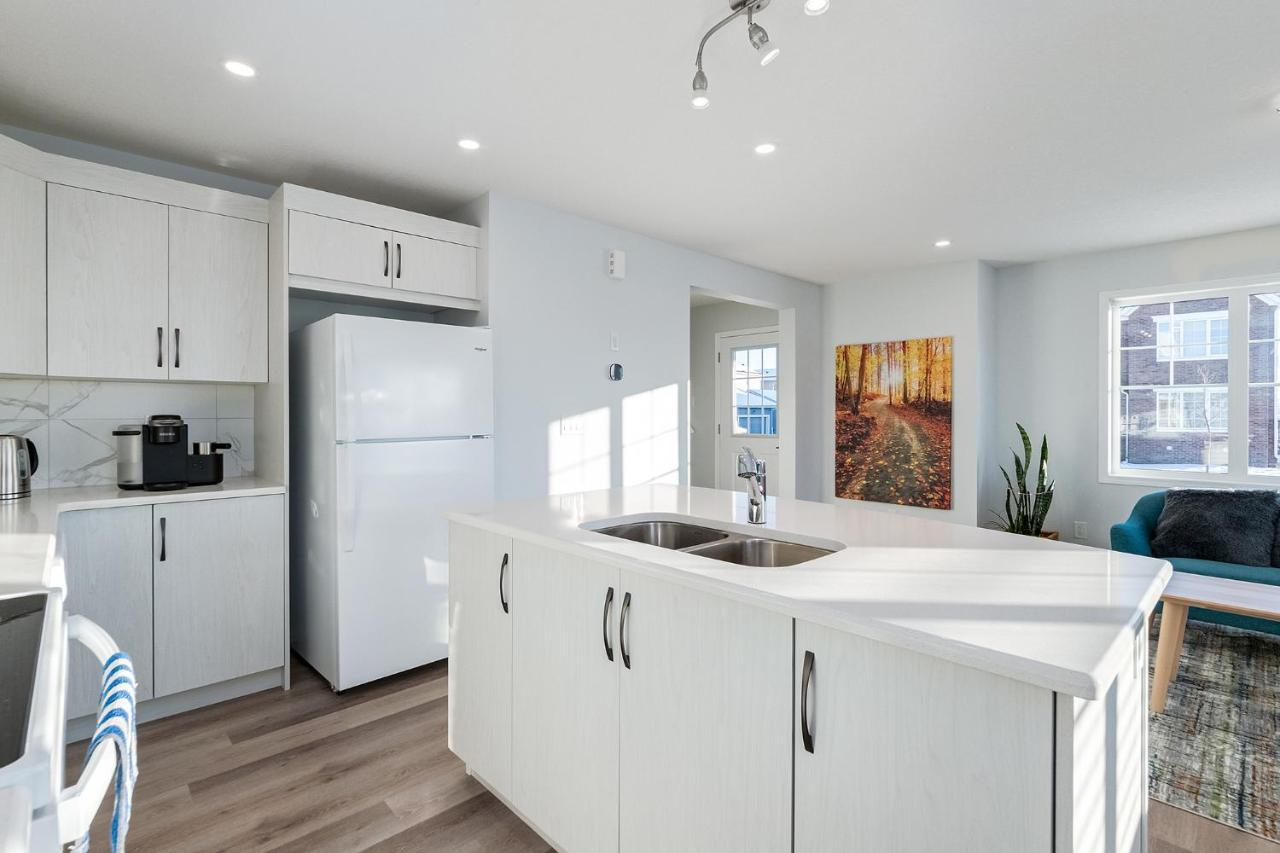 New With Ac, Patio And Netflix Holiday home