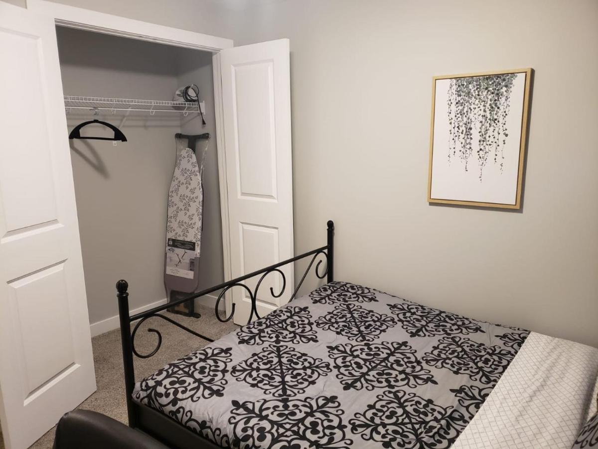 Close To Airport Yyc, Crossiron Mall Away From Lower Level Unit *