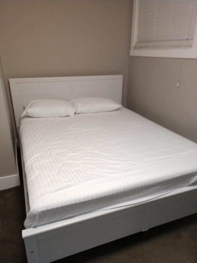 Adorable One Bedroom Basement Apartment Calgary