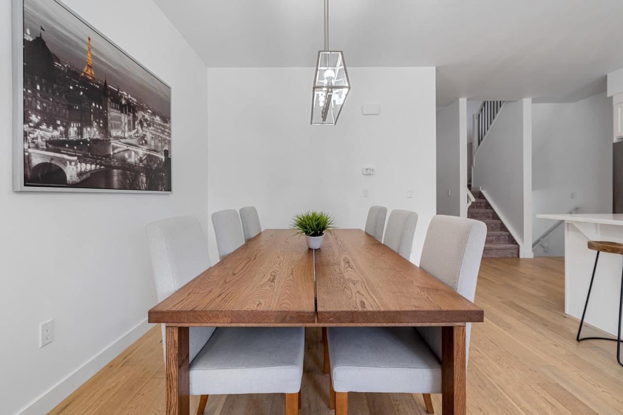 Luxury Spacious Private House Near Centre * Calgary