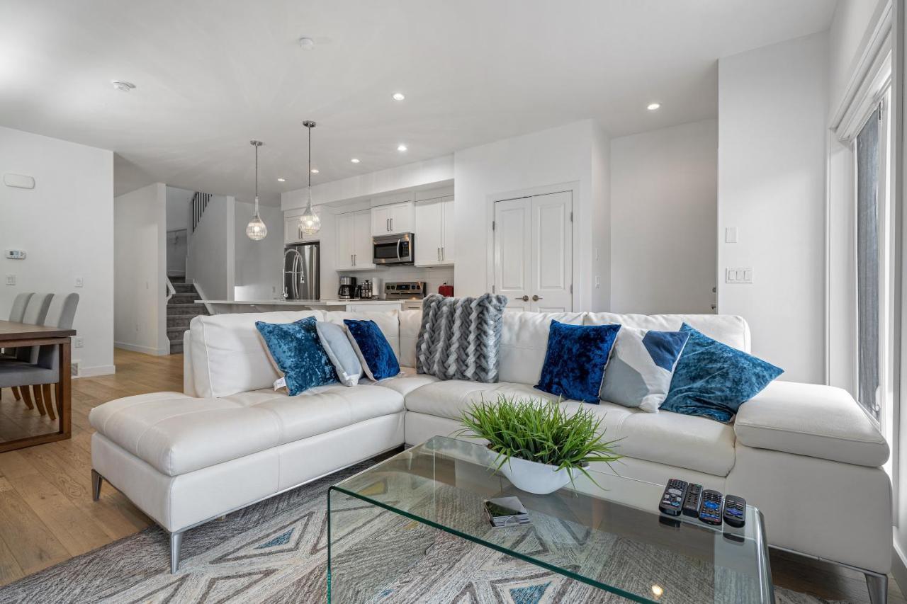 Luxury Spacious Private House Near Centre Calgary