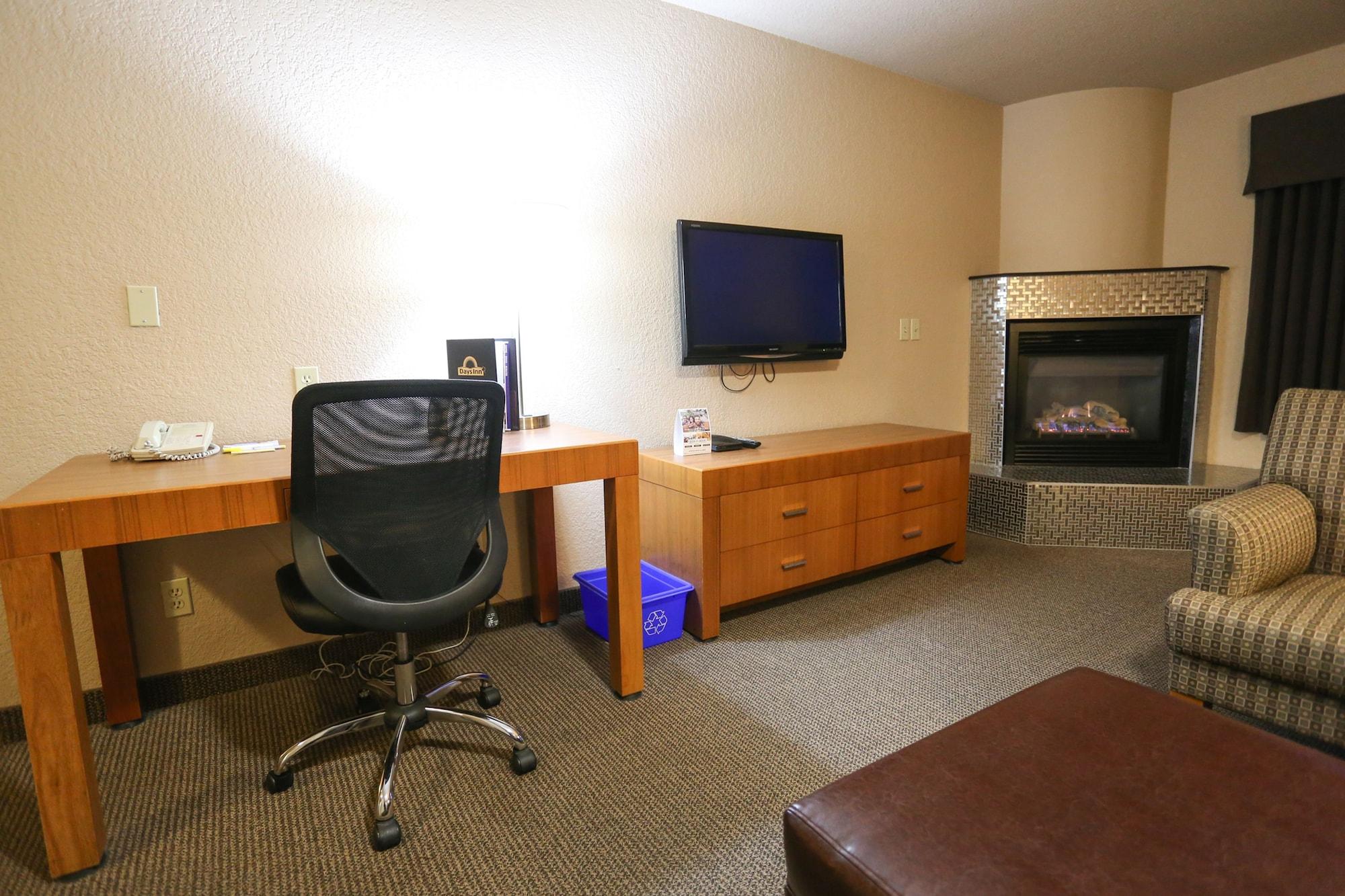 Hotel Days By Wyndham Airport Calgary
