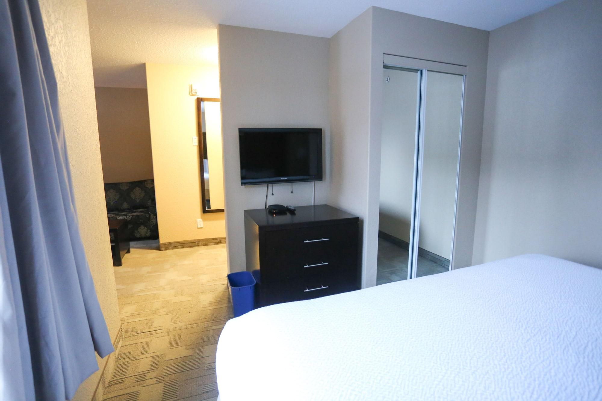 Days By Wyndham Airport 3* Calgary