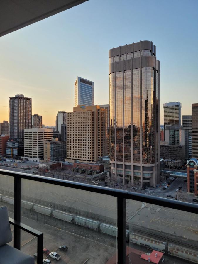 Downtown Paradise - 2 Beds, 2 Baths With Sofa Bed And Pool Calgary