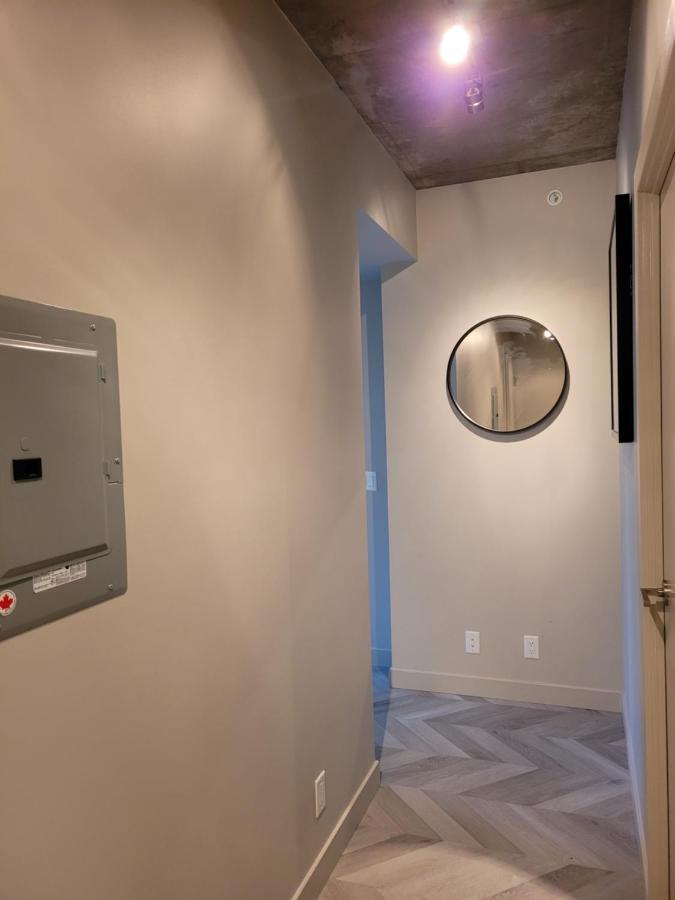 Downtown Paradise - 2 Beds, 2 Baths With Sofa Bed And Pool Apartment Calgary
