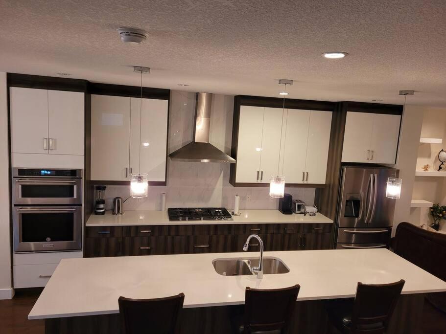 Cheerful 3bedroom With Free Garage Parking