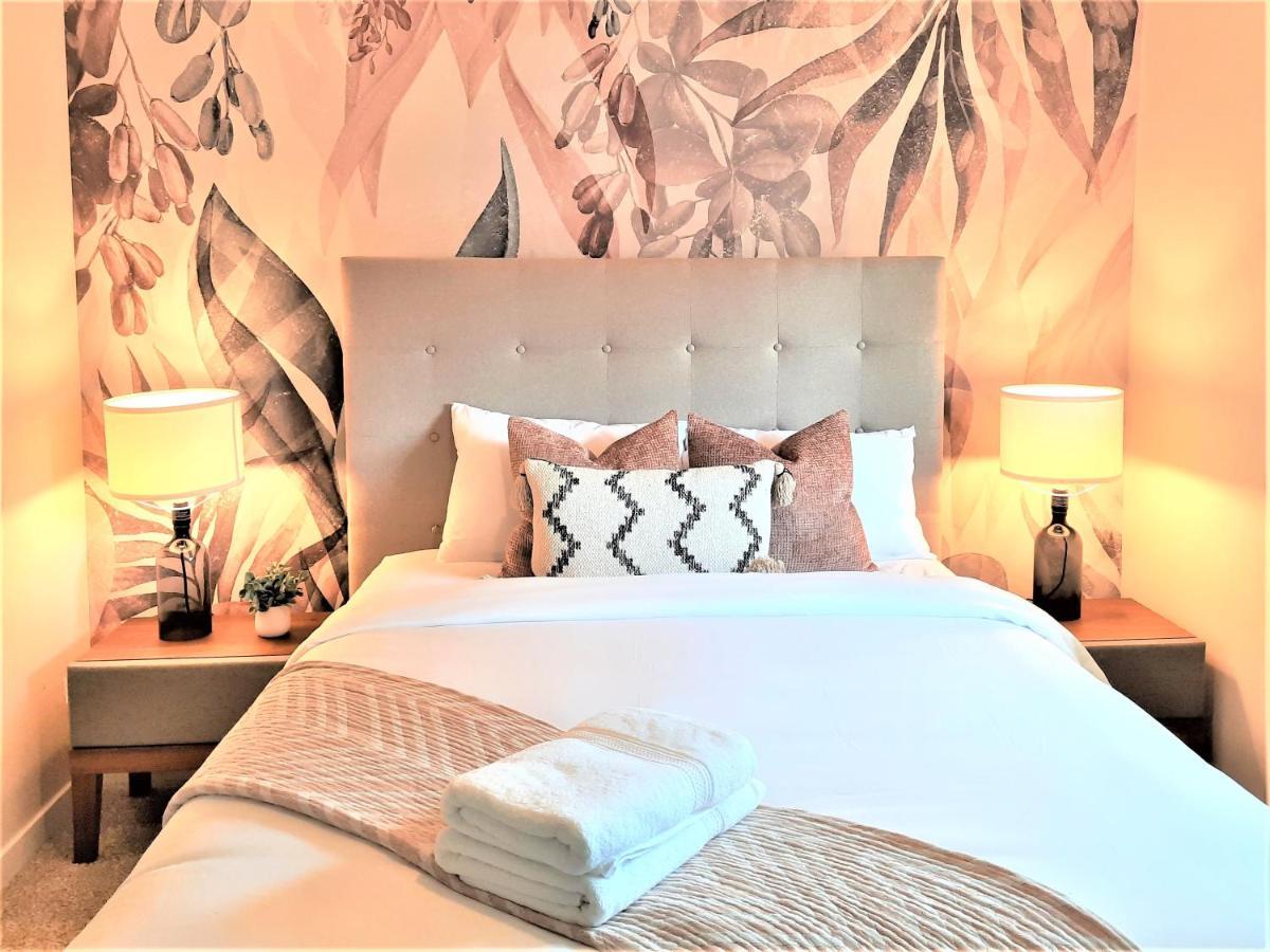 Holiday home Luxury By North Glenmore Park *