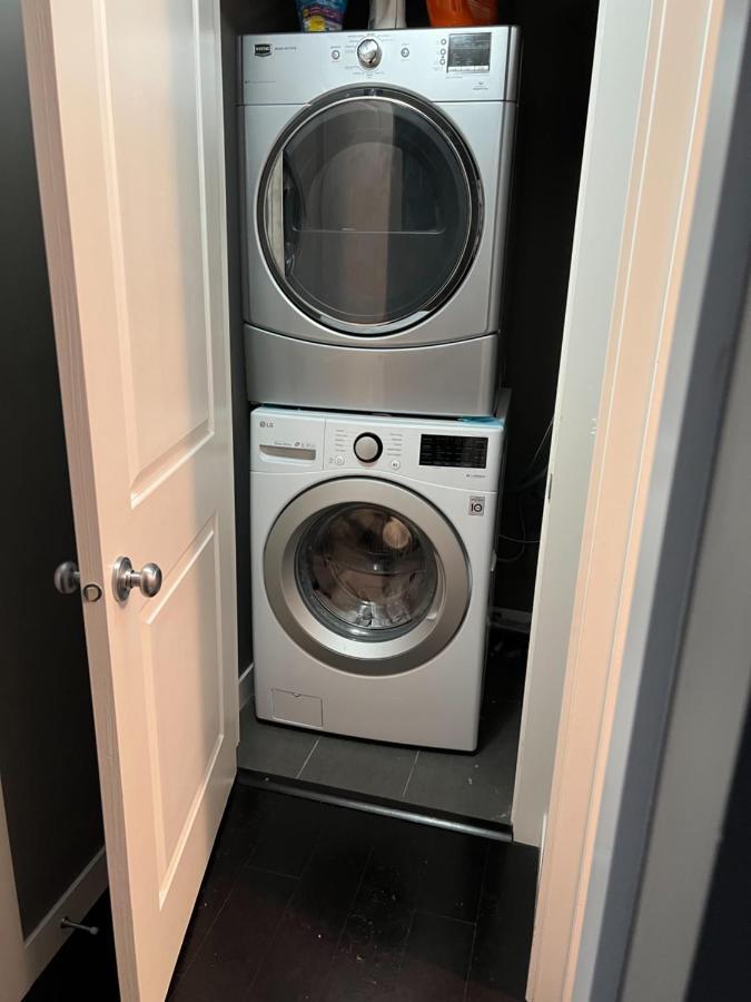 Lovely 2 Bedroom 2 Bathroom Plus Den