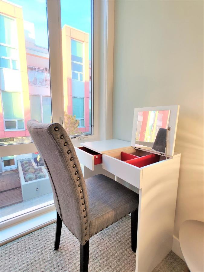 Monki Di Executive Suites: Luxury With Rooftop Patio *