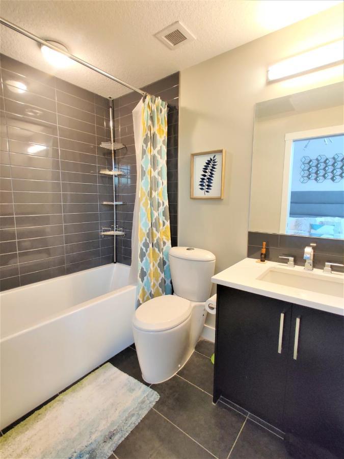 Apartment Monki Di Executive Suites: Luxury With Rooftop Patio *