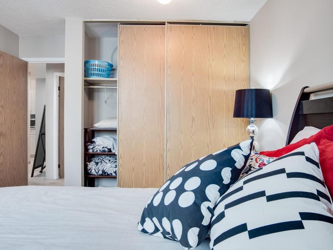 New Stylish And Cozy Eau Claire 2br With Gym Coffee Holiday home *