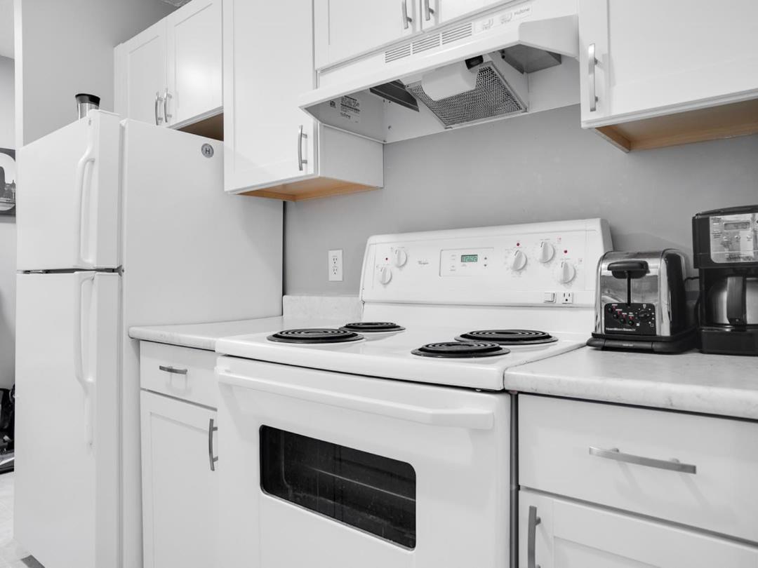Holiday home New Stylish And Cozy Eau Claire 2br With Gym Coffee