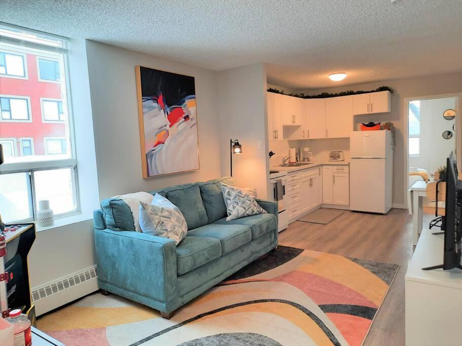 Modern In Historic Bldg. Minutes To Dt * Calgary