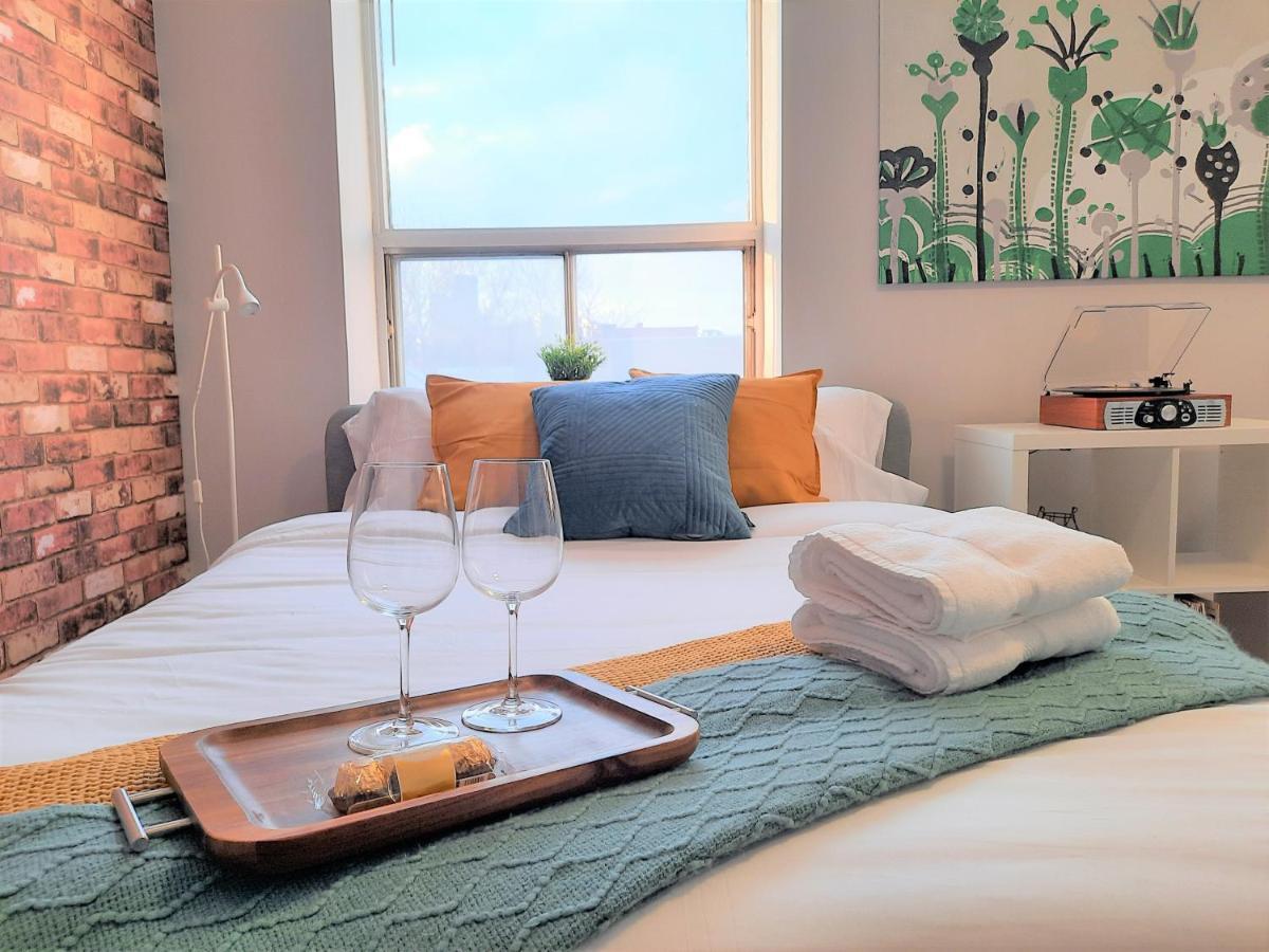Apartment Chic Minutes To Dt *
